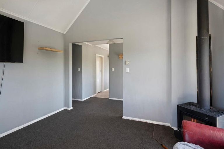 Photo of property in 22 Neil Road, Fairy Springs, Rotorua, 3015