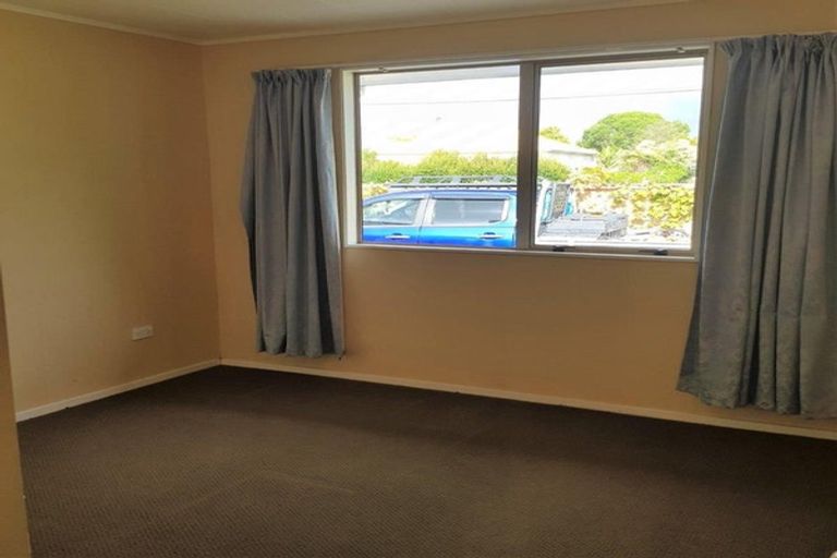 Photo of property in 5 South Road, Waipu, 0510