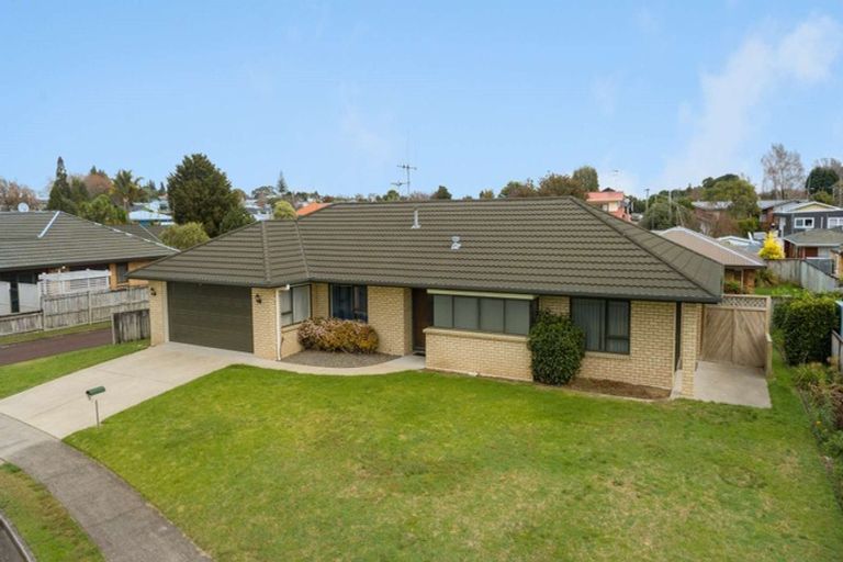 Photo of property in 4 Mews Place, Forest Lake, Hamilton, 3200