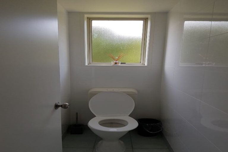 Photo of property in 42 Rathmar Drive, Manurewa, Auckland, 2105