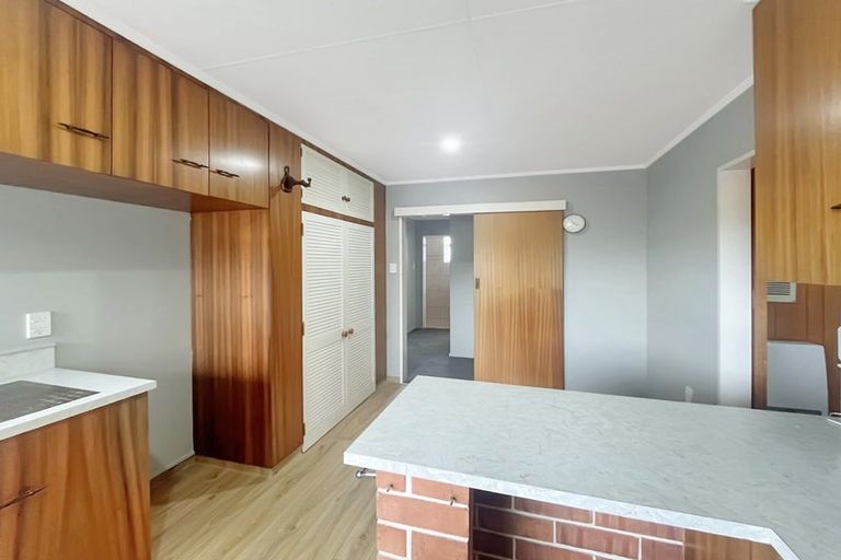 Photo of property in 15 College Street, Awapuni, Palmerston North, 4412