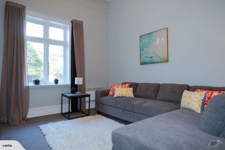 Photo of property in 1 Beach Street, Saint Clair, Dunedin, 9012