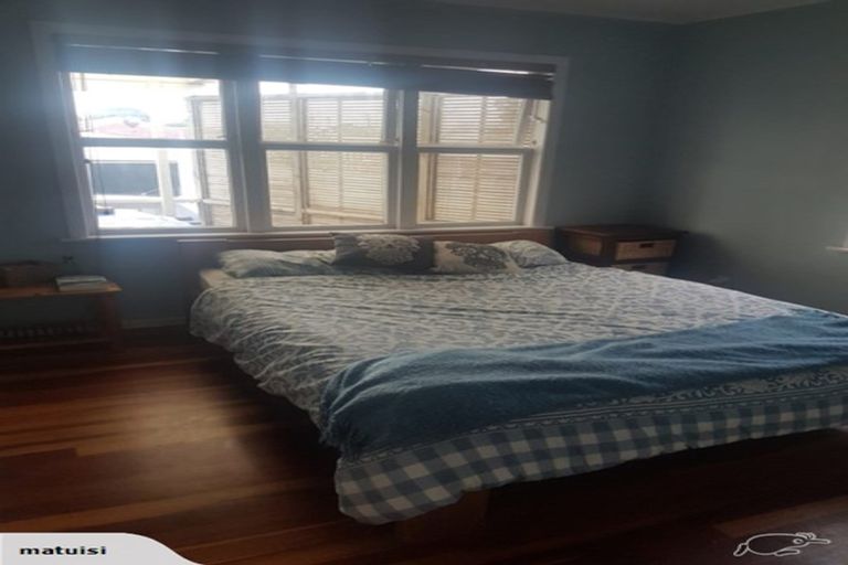 Photo of property in 785 Te Atatu Road, Te Atatu Peninsula, Auckland, 0610