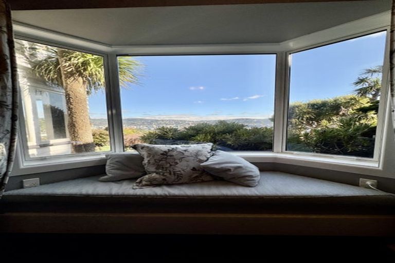 Photo of property in 45 The Crescent, Roseneath, Wellington, 6011