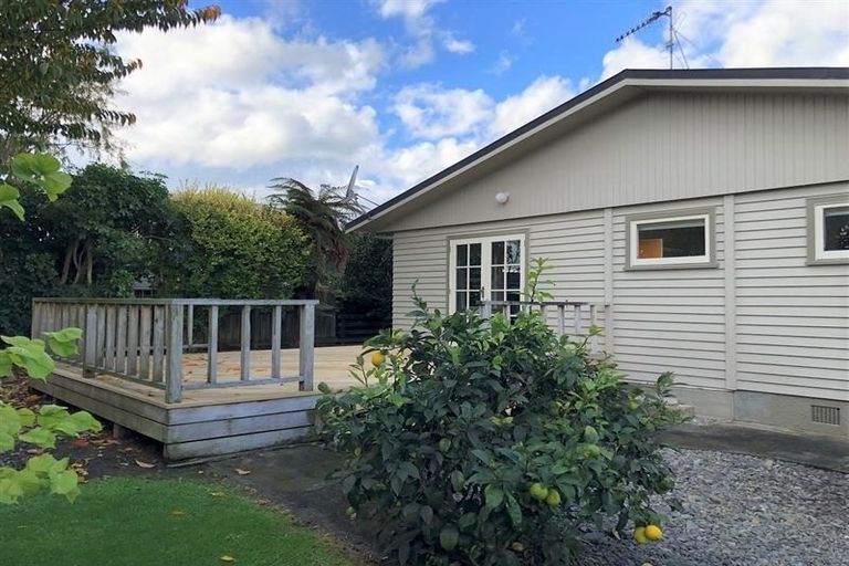 Photo of property in 76a Kennedy Drive, Levin, 5510