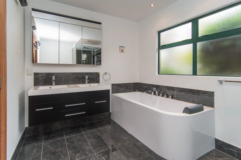 Photo of property in 385 Pages Road, Gleniti, Timaru, 7974