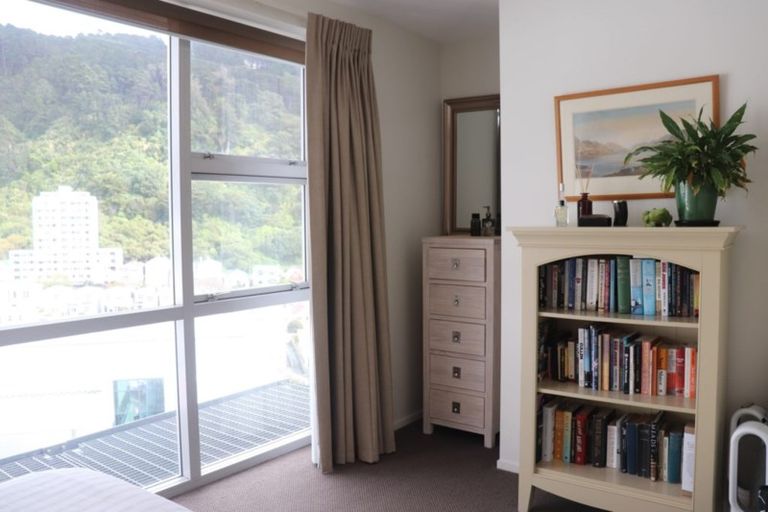 Photo of property in Summit Apartments, 29/184 Molesworth Street, Thorndon, Wellington, 6011