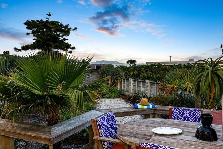 Photo of property in 27 Blue Bell Parade, Omaha, Warkworth, 0986