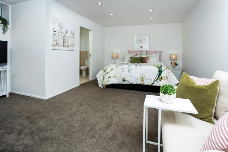 Photo of property in 46b Clifton Road, Hauraki, Auckland, 0622