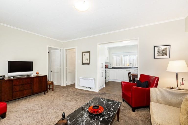 Photo of property in 1/78 Standen Street, Karori, Wellington, 6012