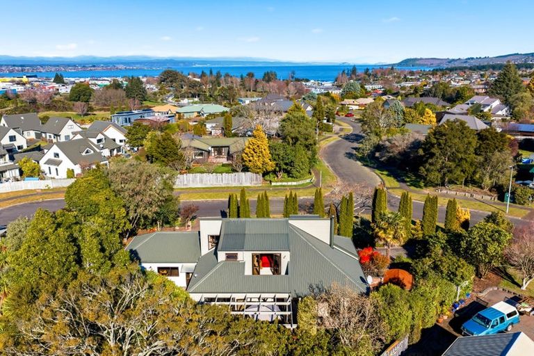 Photo of property in 40 Kahurangi Drive, Rangatira Park, Taupo, 3330