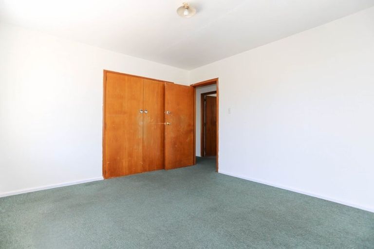 Photo of property in 8 Lochee Road, Upper Riccarton, Christchurch, 8041