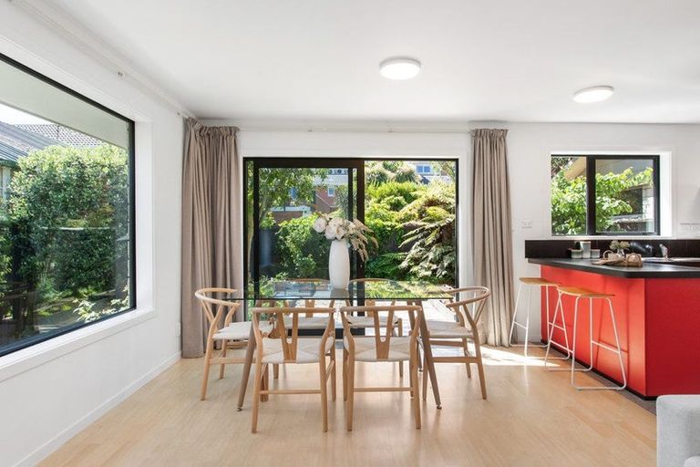 Photo of property in 1/7 Roxburgh Street, Sydenham, Christchurch, 8023