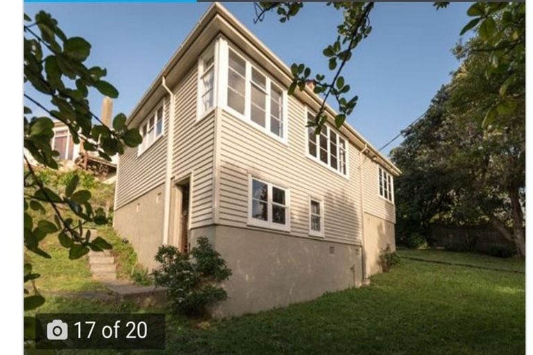 Photo of property in 29 Sidlaw Street, Strathmore Park, Wellington, 6022