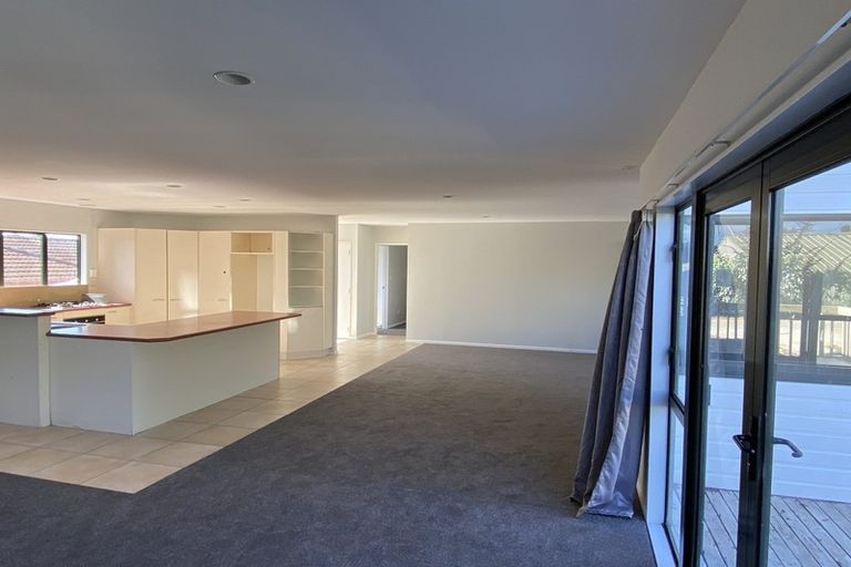 Photo of property in 5a Oakleigh Avenue, Takanini, 2112