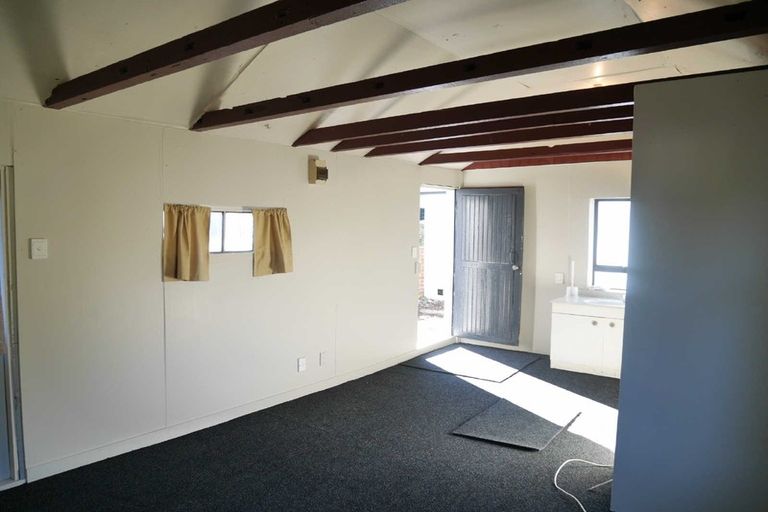 Photo of property in 63 Aorangi Road, Bryndwr, Christchurch, 8053