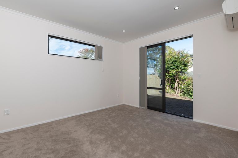 Photo of property in 19a Mackenzie Street, Te Atatu South, Auckland, 0610