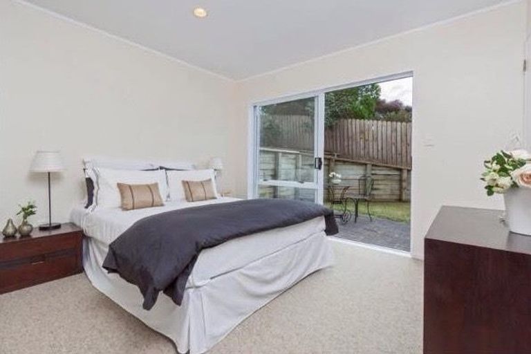 Photo of property in 1/17 Kells Place, Botany Downs, Auckland, 2010