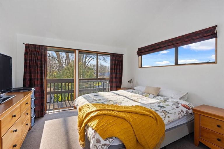 Photo of property in 2 Kanuku Place, Cashmere, Christchurch, 8022