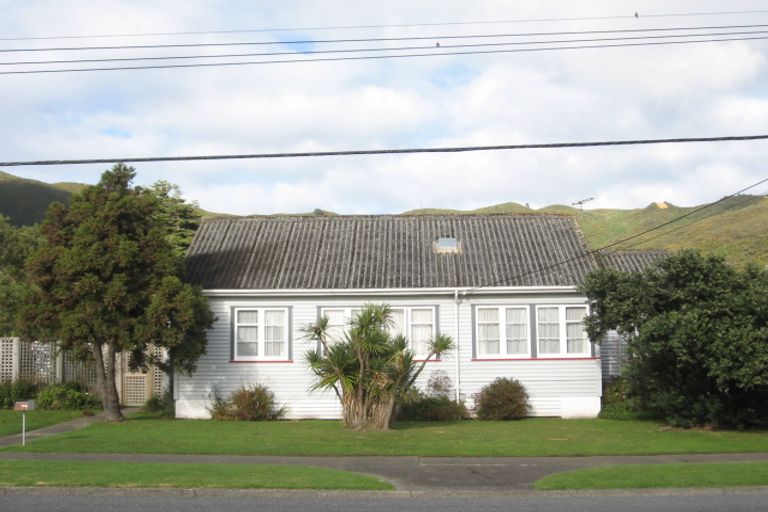 Photo of property in 116 Waddington Drive, Naenae, Lower Hutt, 5011