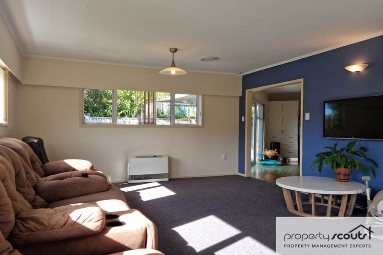 Photo of property in 23 Clawton Street, Westown, New Plymouth, 4310