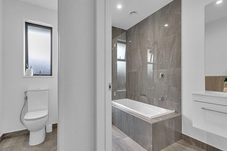 Photo of property in 17 Te Kanawa Lane, Rolleston, 7615