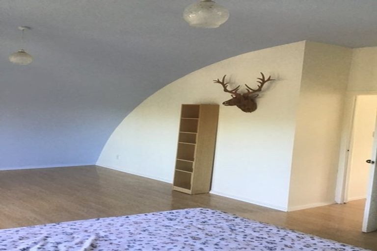 Photo of property in 139 Don Buck Road, Massey, Auckland, 0614