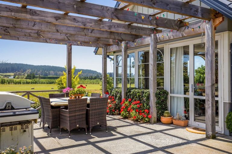 Photo of property in 86 Davis Road, Cust, Rangiora, 7471