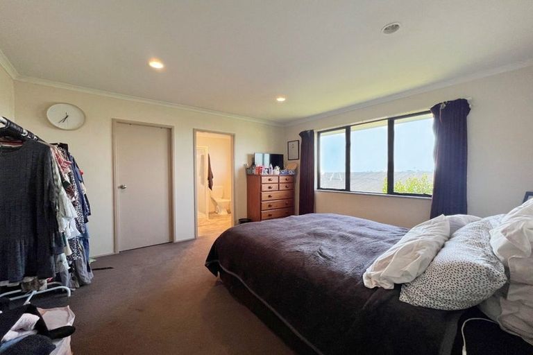 Photo of property in 11b Sharaleigh Place, Grandview Heights, Hamilton, 3200