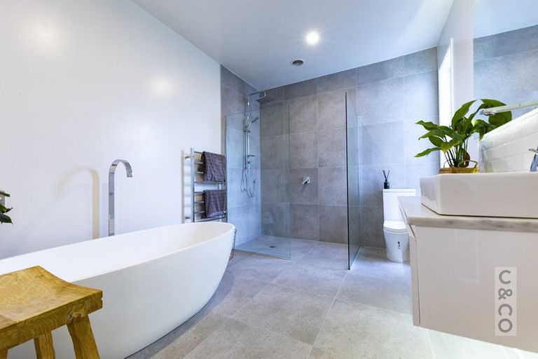 Photo of property in 7 Norglen Lane, Riverhead, 0820