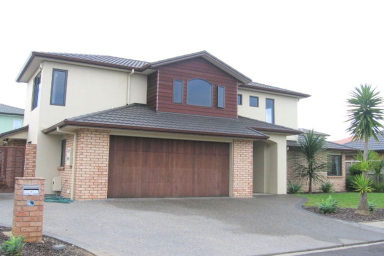 Photo of property in 7 Borthwick Close, Flat Bush, Auckland, 2016