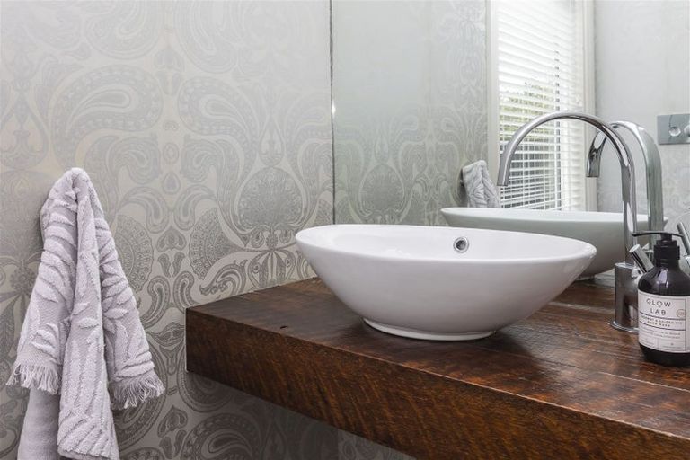 Photo of property in 43 Jacksons Road, Lyttelton, 8082