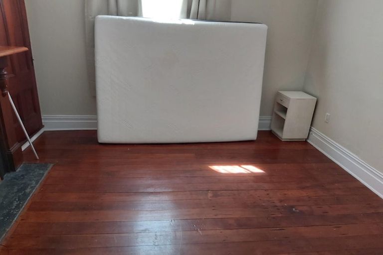 Photo of property in 1/50 Clyde Street, Island Bay, Wellington, 6023