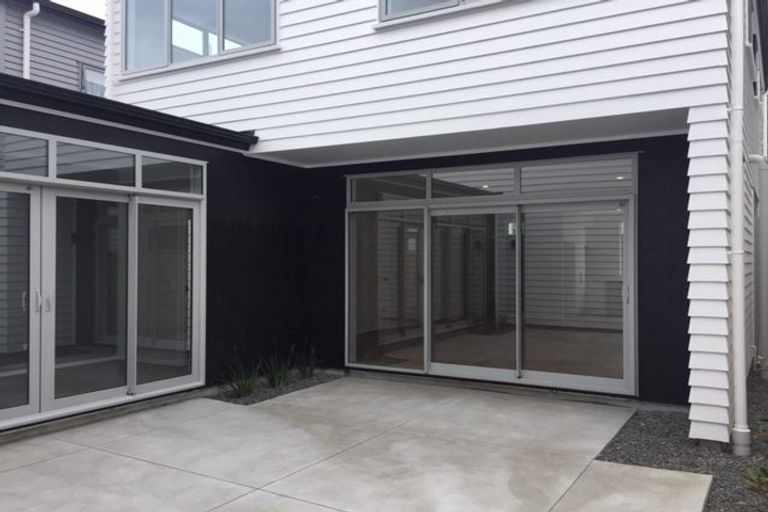 Photo of property in 6/15 Scott Road, Hobsonville, Auckland, 0616