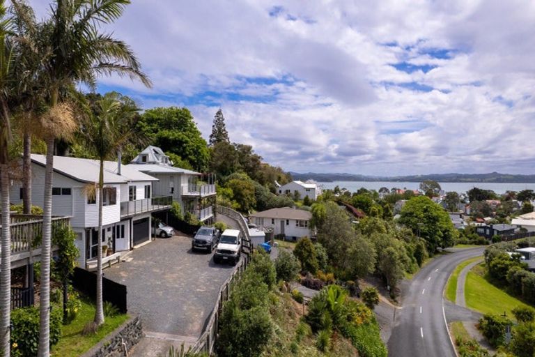 Photo of property in 11 Long Beach Road, Russell, 0202