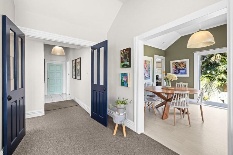 Photo of property in 14 Colenso Avenue, Hospital Hill, Napier, 4110