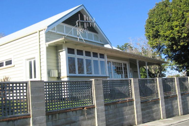 Photo of property in 119 Priestley Terrace, Bluff Hill, Napier, 4110