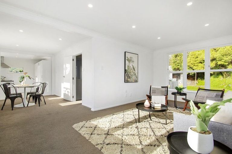 Photo of property in 7 Cheshire Street, Cannons Creek, Porirua, 5024