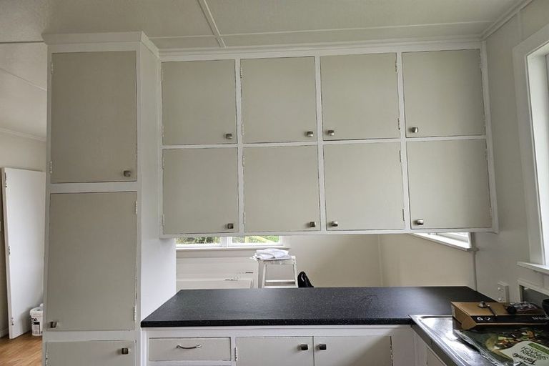 Photo of property in 153 Sievers Grove, Cannons Creek, Porirua, 5024