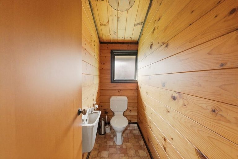 Photo of property in 10a Virginia Place, Whalers Gate, New Plymouth, 4310