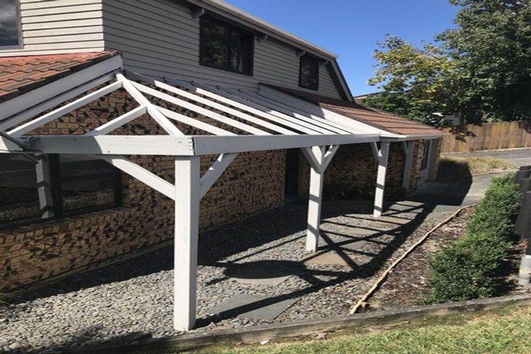 Photo of property in 36a Colwill Road, Massey, Auckland, 0614