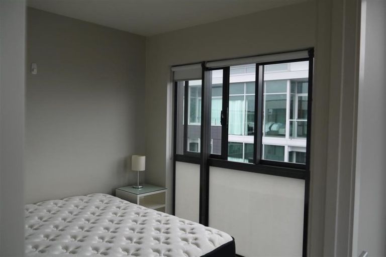 Photo of property in 75 Halsey Drive, Lynfield, Auckland, 1042