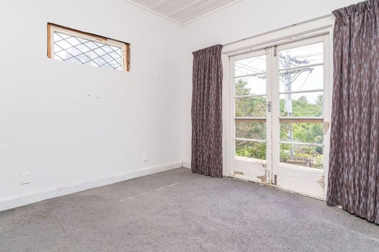 Photo of property in 32 Neidpath Road, Mornington, Dunedin, 9011