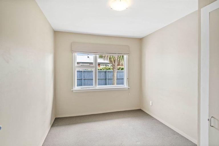 Photo of property in 19 Beatrice Place, Avonhead, Christchurch, 8042