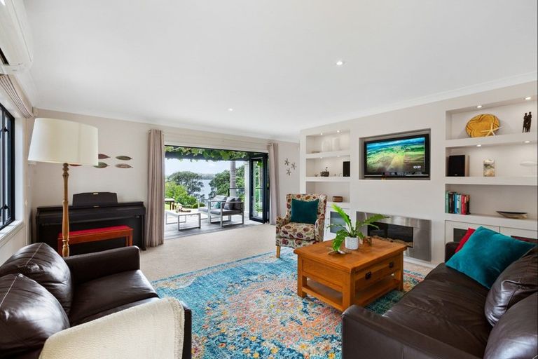 Photo of property in 35 Swann Beach Road, Stanmore Bay, Whangaparaoa, 0932