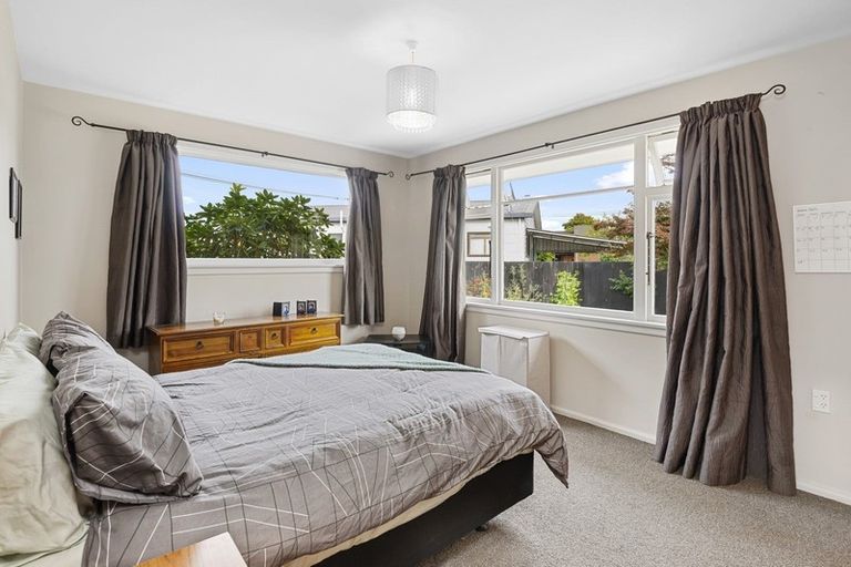 Photo of property in 77 Veitches Road, Casebrook, Christchurch, 8051
