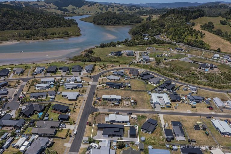 Photo of property in 51 Longreach Drive, Cooks Beach, Whitianga, 3591