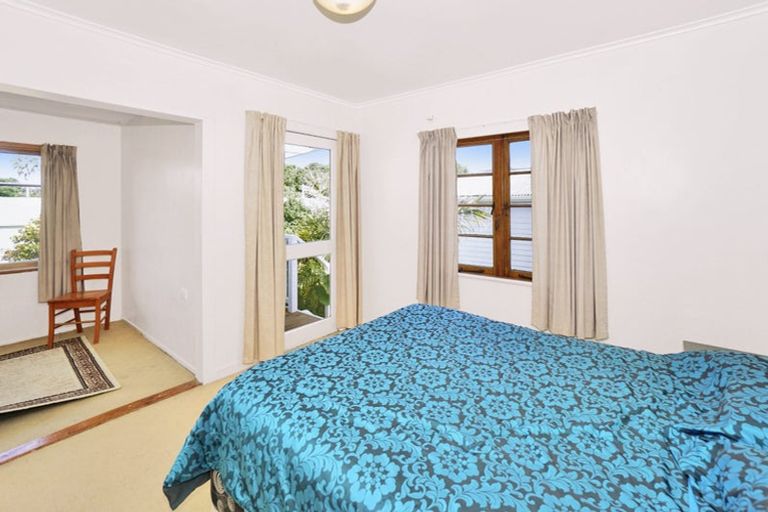 Photo of property in 12 Cameron Road, Te Puke, 3119