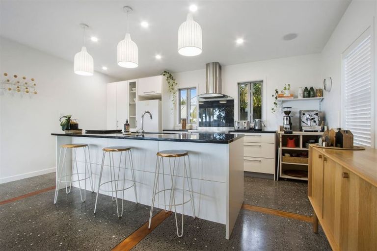 Photo of property in 108 Koutunui Road, Athenree, Katikati, 3177