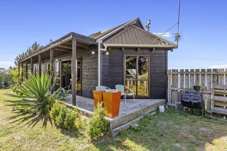 Photo of property in 95 Sweetacres Drive, Belmont, Lower Hutt, 5010